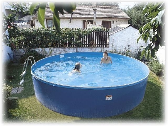 Каркасный бассейн морозоустойчивый AZURO 360DL2 круглый, размер 360 х 90 см, в комплекте: (песочный насос фильтр 4000 л/ч, лестница, скиммер) 